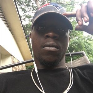 Meet your Posher, Adam